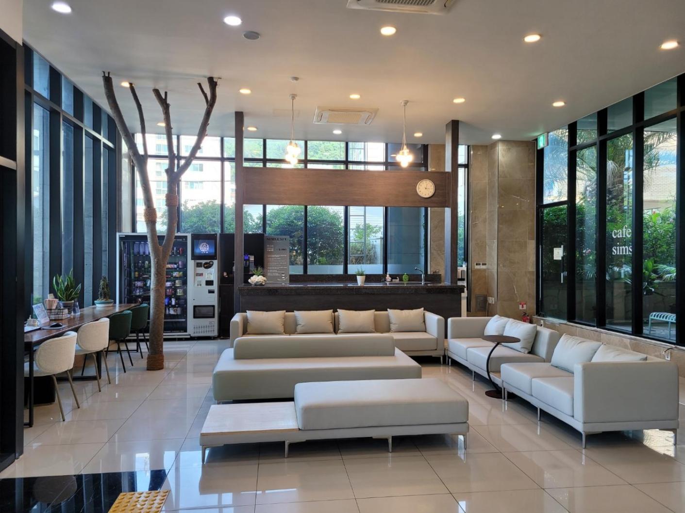Sims Hotel Τζέτζου Εξωτερικό φωτογραφία